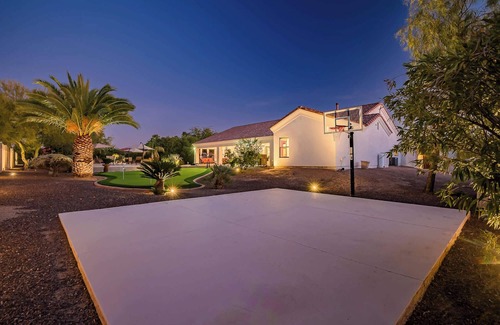 Pinnacle Peak House | Luxury 6BR Estate Heated Pool, Games & Resort