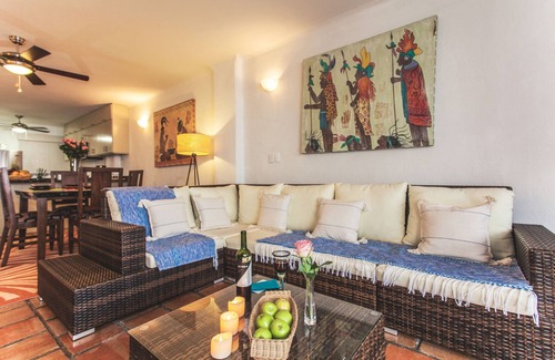 Amapas Condo | Luxury 6th Floor La Palapa Los Muertos Beach Condo