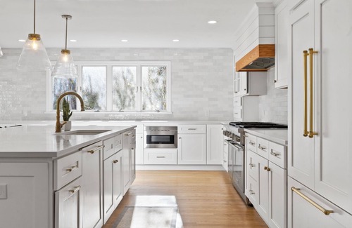 Falmouth House | Luxury 7BR Retreat with Pond & Ocean Views, Steps from Beach & Downtown Falmouth