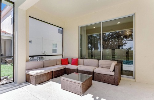Sunridge Woods Villa | Luxury 9-Bedrooms with Water Slides, Pool, Game RM, Theater