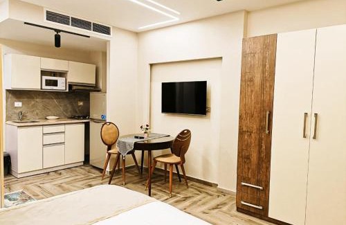 Sheikh Zayed City Apartment | Luxury Accommodation