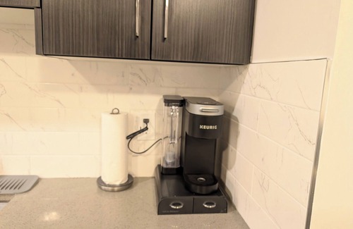 Airdrie Apartment | Luxury and Modern 2 bedroom suite