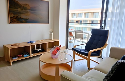 Zona Norte House | Luxury and privacy, view and direct exit to the sea!
