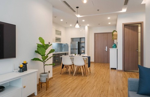 Ngoc Khanh Apartment | Luxury Aparment at Vinhomes Metropolis 2 Bedroomnear Lotte