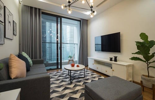 Ngoc Khanh Apartment | Luxury Aparment at Vinhomes Metropolis 2 Bedroomnear Lotte