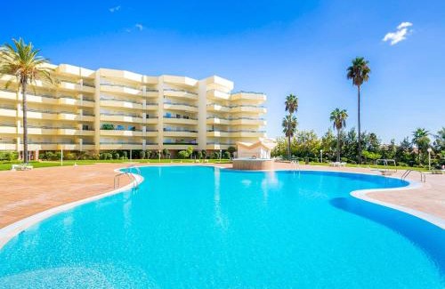 Gale Apartment | Luxury Apart wStunning Sea Views, Walk Beach