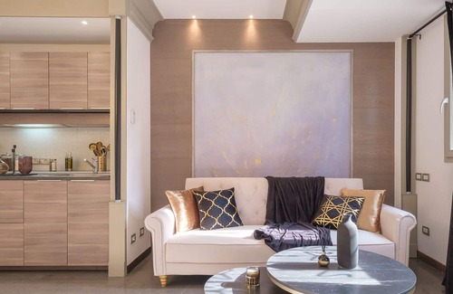 Saragozza-Porto Apartment | Luxury Apartment 5 min from Central Station