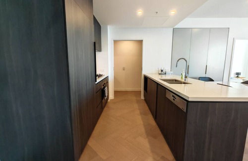 Macquarie Park Apartment | Luxury Apartment Overlooking Macquarie University