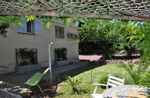 Boulouris-sur-Mer Villa | Luxury apartment 110m2 sleeps 6, terrace, pool, near beach