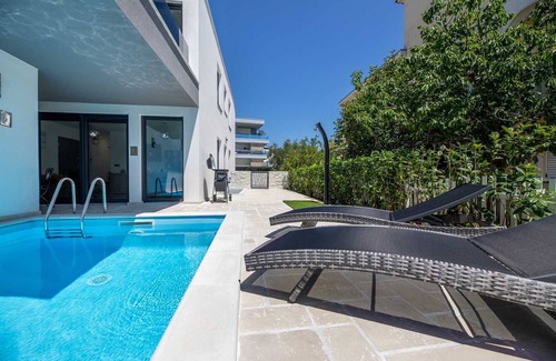 Krk Apartment | Luxury Apartment II. with a heated pool in Villa Adria Apartments
