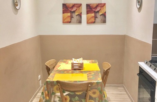 Barriera Vecchia-San Giacomo Apartment | Luxury apartment in a pedestrian area. Cinema theaters and a corner of history.