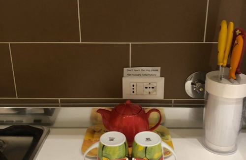 Barriera Vecchia-San Giacomo Apartment | Luxury apartment in a pedestrian area. Cinema theaters and a corner of history.