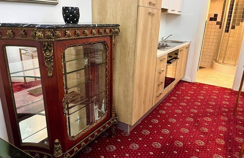 Zagreb Apartment | Luxury apartment in center of Zagreb, 7min from Main square-secluded, safe,quiet
