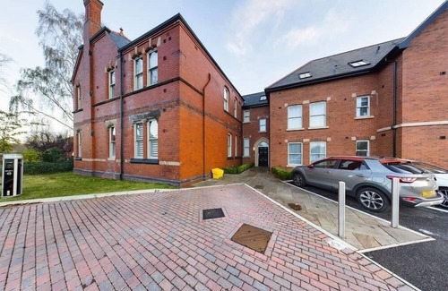 Offerton Park Apartment | Luxury Apartment in Manchester/Stockport with free parking