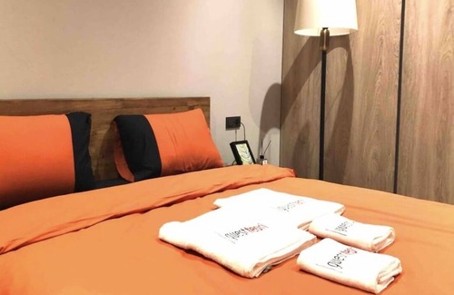 Taksim Apartment | Luxury apartment - pool, parking & gym in Beyoglu