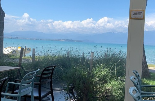 Moniga del Garda Apartment | Luxury appartament with private pool and garden.