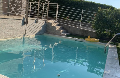 Moniga del Garda Apartment | Luxury appartament with private pool and garden.