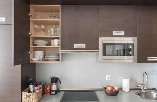 Huertas Apartment | Luxury Apt. Central Madrid. Barrio Letras, Steps to Museums, Plazas and GranVia