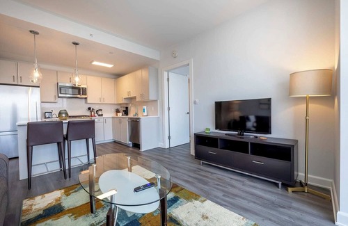Downtown Apartment | Luxury Apt Near Downtown