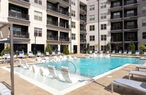 North Buckhead Apartment | Luxury Apt with Balcony in Buckhead!