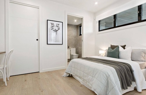 Merewether House | Luxury at Merewether - Just Listed 4 bedroom 4 Bathroom