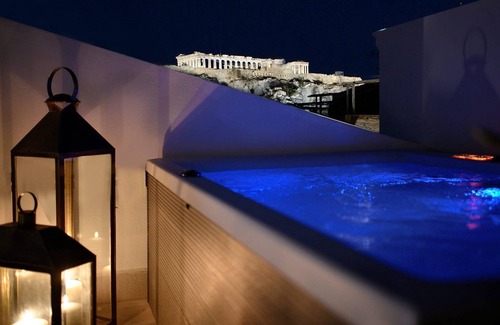 Monastiraki Villa | Luxury Athens Apartment | 2 Bedrooms | Apartment Mavis | Spacious