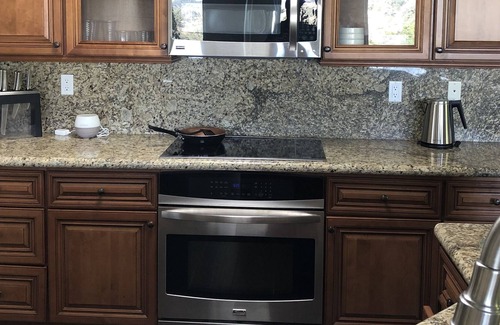 Avila Beach House | Luxury Avila Beach- Mtn & Ocean Views, Beach, Trails, Wineries, Natural Beauty.