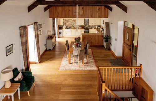 Holsworthy House | Luxury barn conversion deep in unspoilt countryside, EV charger, Bude 8 miles