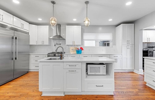 Ventnor City House | Luxury Beach Block Home w/Ocean Views - Sleeps 20