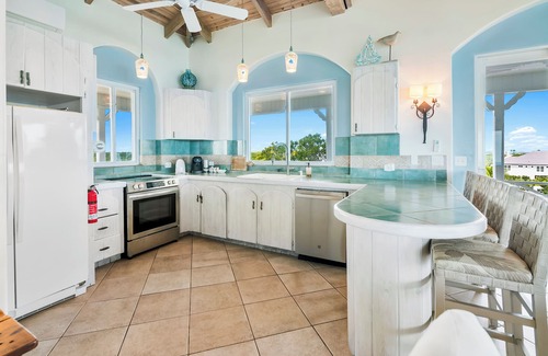 William's Town House | Luxury Beach Front Compound 6 bedroom 7 baths,Pool, hot tub, 3 decks, & kayaks