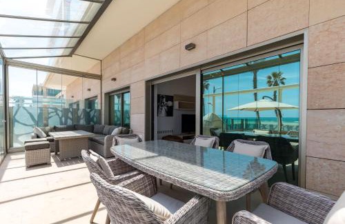 Alboraya Apartment | Luxury Beach Front Apartment with Pool