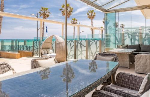 Alboraya Apartment | Luxury Beach Front Apartment with Pool