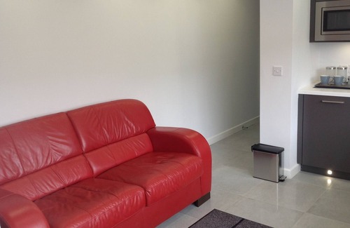 Sully Apartment | Luxury beach studio Sully village near Cardiff on Welsh National Coastal Path