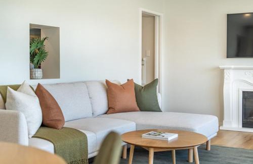 Oriental Bay Apartment | Luxury Beachfront Apartment