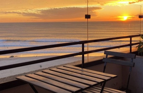 Aldoar Foz do Douro e Nevogilde Condo | luxury beachfront flat in Porto beach district, full amenities