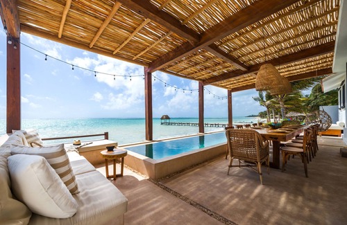 Soliman Bay Villa | LUXURY BEACHFRONT VILLA Includes 3 Pools, Wifi, Best Snorkeling & Kayaking Bay