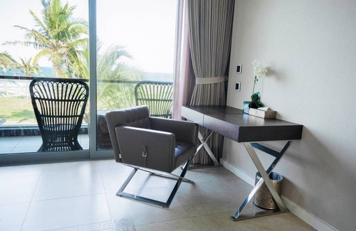 Ngu Hanh Son Villa | Luxury Beachfront Villa with Private Pool in Da Nang, Vietnam