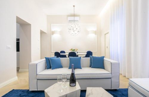 Duomo Apartment | Luxury Blue Duomo by Mmega