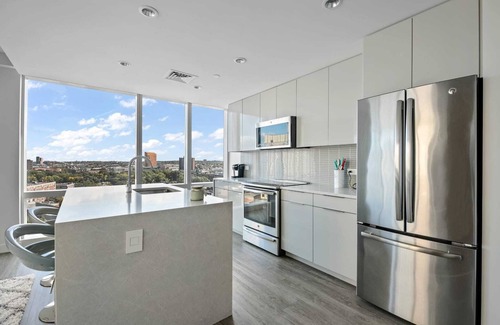 West Fens Apartment | Luxury Boston Apartment