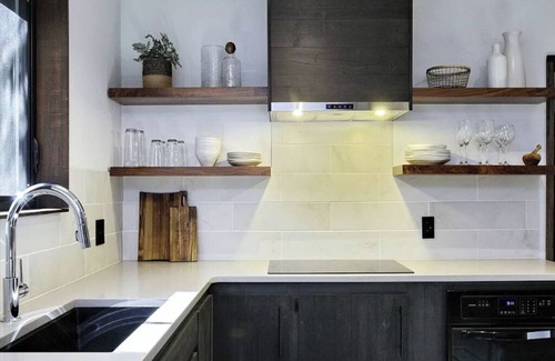 Rhododendron Cabin | Luxury Cabin in the Woods With Hot Tub near creek