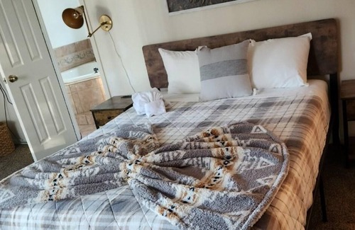 Williams Cabin | Luxury Cabin in the pines of Williams Az