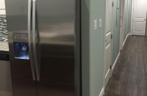 Hackberry House | Luxury camp with Incredible water views! Best fishing and crabbing around !