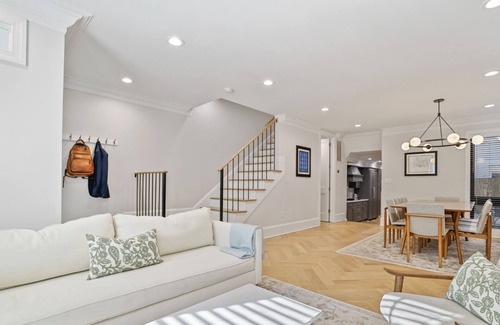Capitol Hill House | Luxury Capitol Hill Home steps from US Capitol. 4BR 4.5 Bath Patio and Deck