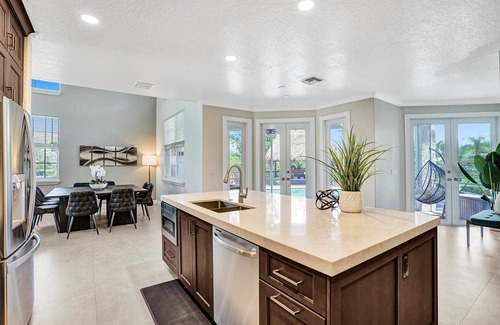 Plantation House | Luxury Casa Mila 7BR With Private Heated Pool