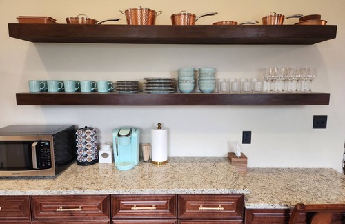 Adairsville Other | Luxury Castle w/hot tub sleeps 8 w/treasure hunt