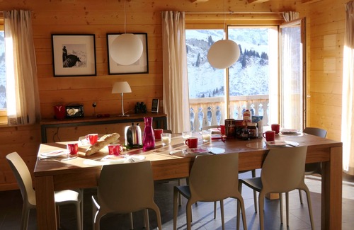 Val d'Illiez Ski Chalet | Luxury family chalet with 5 bedrooms in Les Crosets - ski in/ski out