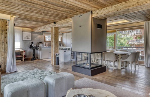 Megeve Ski Chalet | LUXURY CHALET CLOSE TO THE VILLAGE