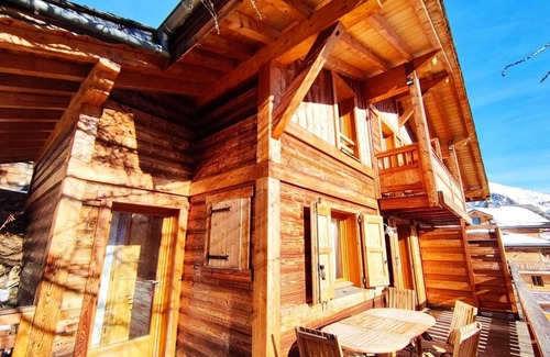 Isola Ski Chalet | Luxury chalet in Isola 2000, near slopes, 6 beds, Wi-Fi included