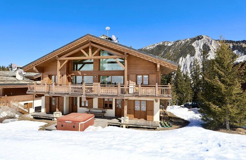 Courchevel House | Luxury chalet with sauna and jacuzzi, direct access to the slopes