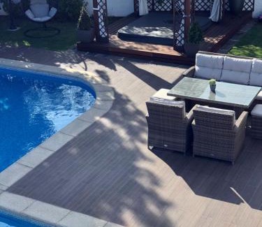 Fenais da Luz Villa | Luxury Chaves Village